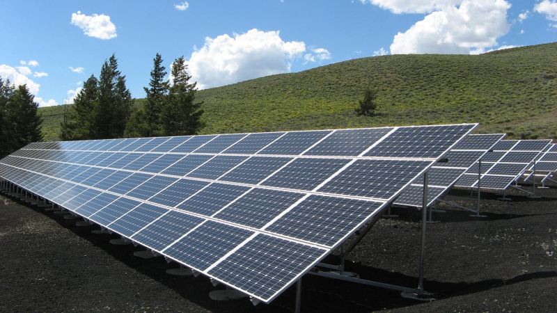 Ako sa národy na celom svete spamätávajú z účinkov Covid -19, predpovedajú sa vývoj a prístup k novým technológiám, zvýšené využitie energie a emisie CO2